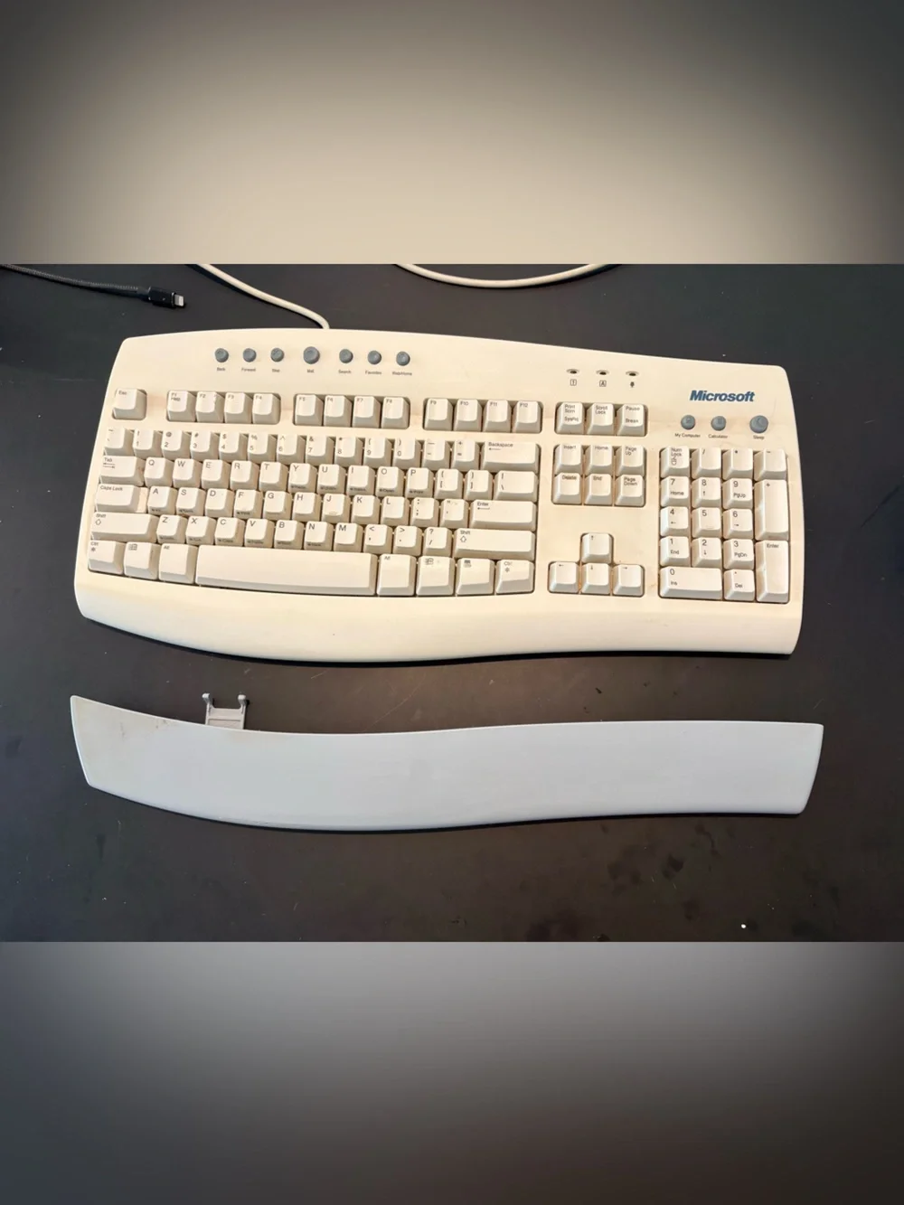 Microsoft Internet Keyboard Pro RT9420V PS/2 & USB Connector Vintage